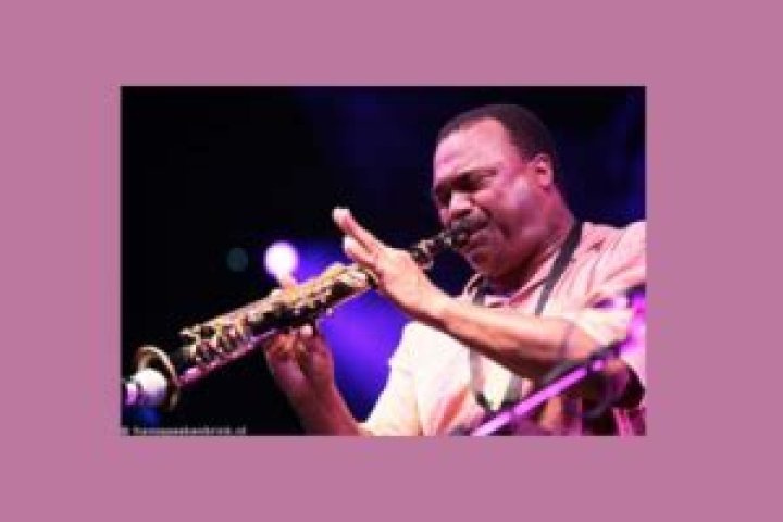 Ronnie Laws (Saxophonist) - Age, Birthday, Bio, Facts, Family, Net Worth, Height & More