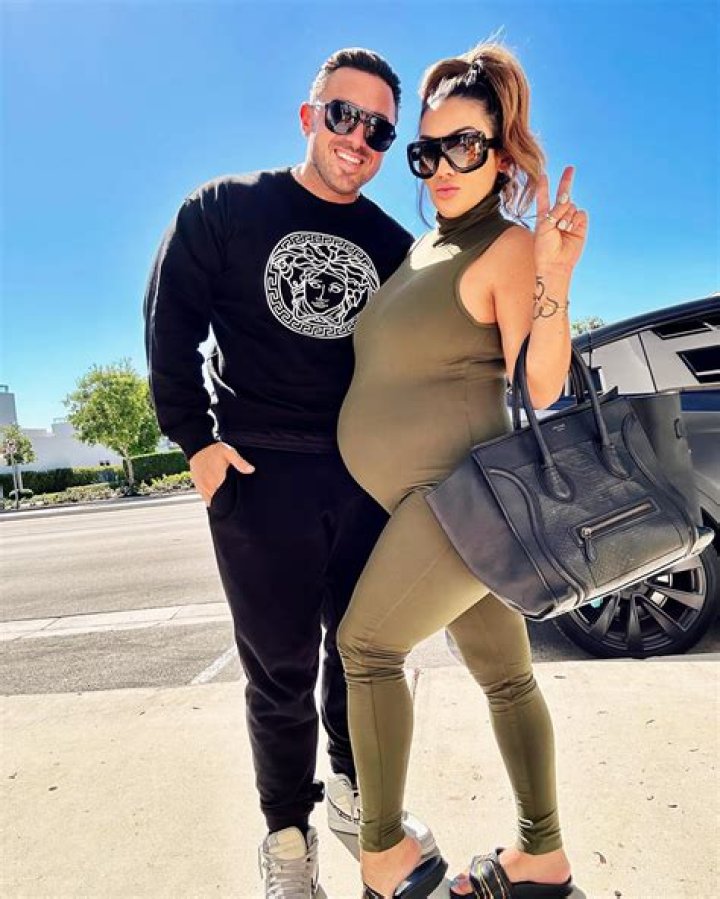Ronnie Ortiz-Magro’s Ex Jen Harley Shares Photo of “Happy” Daughter Ariana Following Her Arrest