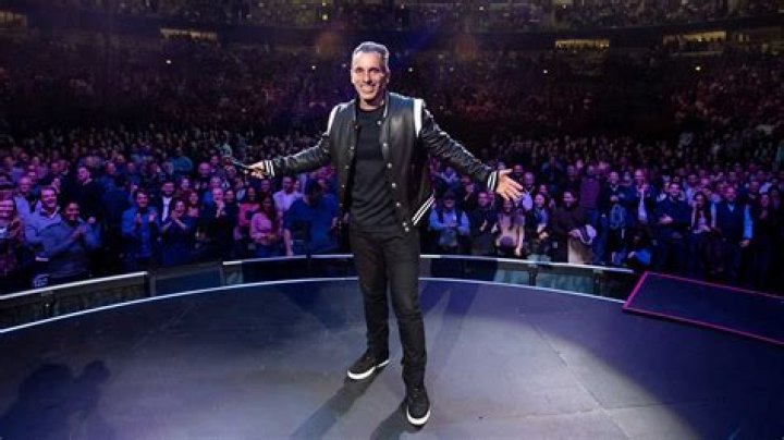 Surprised?Comedian Sebastian Maniscalco Is Hosting the 2019 MTV VMAs: ‘I Just Found Out Who Normani Is’