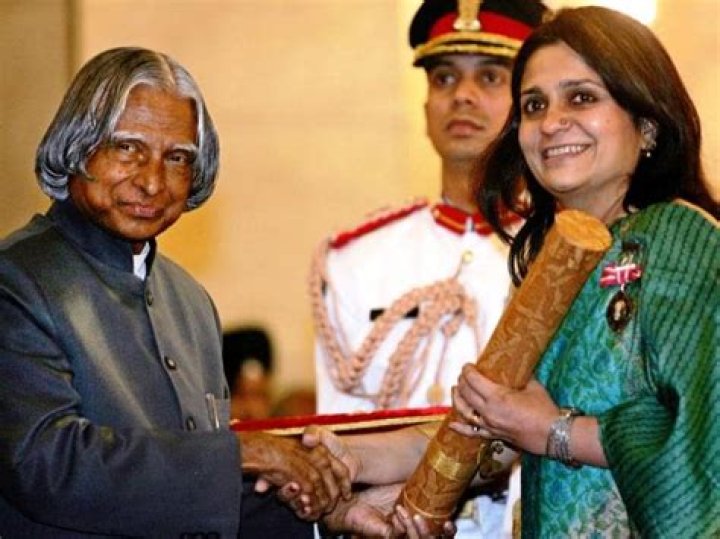 Teesta Setalvad Biography, Age, Height, Husband, Net Worth, Family