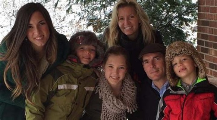 Tom Kurvers Wife Heather Kurvers, Children and Net Worth