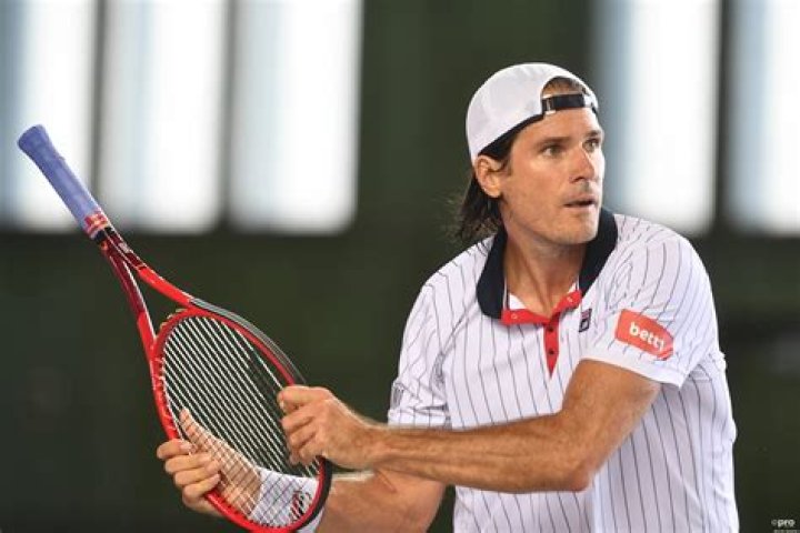 Tommy Haas (Tennis Player) - Age, Birthday, Bio, Facts, Family, Net Worth, Height & More