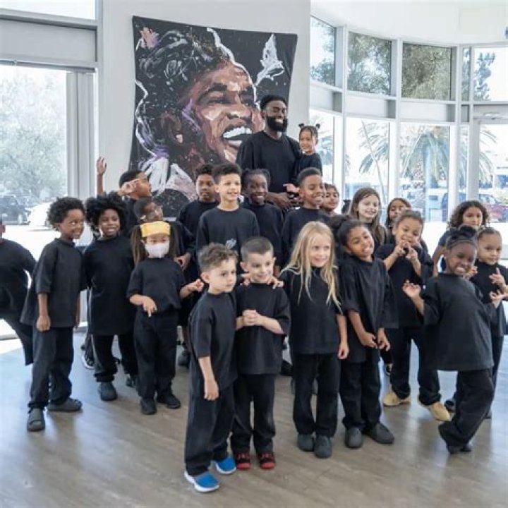 Top-Rated Basketball Recruit Commits To Kanye West's Donda Academy