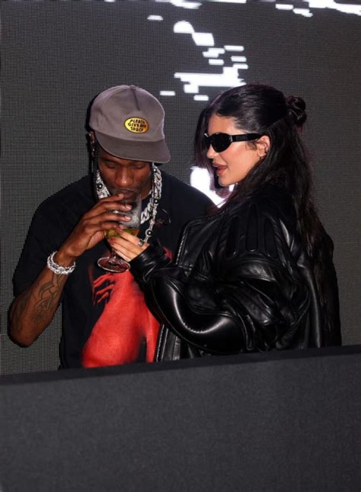 Travis Scott and Kylie Jenner Share First Post-Stormi Selfie Together on Snapchat!