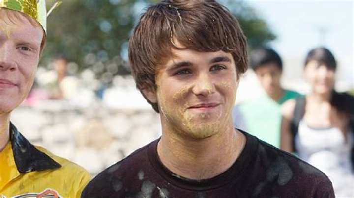 Where can I find Zeke and Luther? – Celebrity.fm – #1 Official Stars, Business & People Network, Wiki, Success story, Biography & Quotes