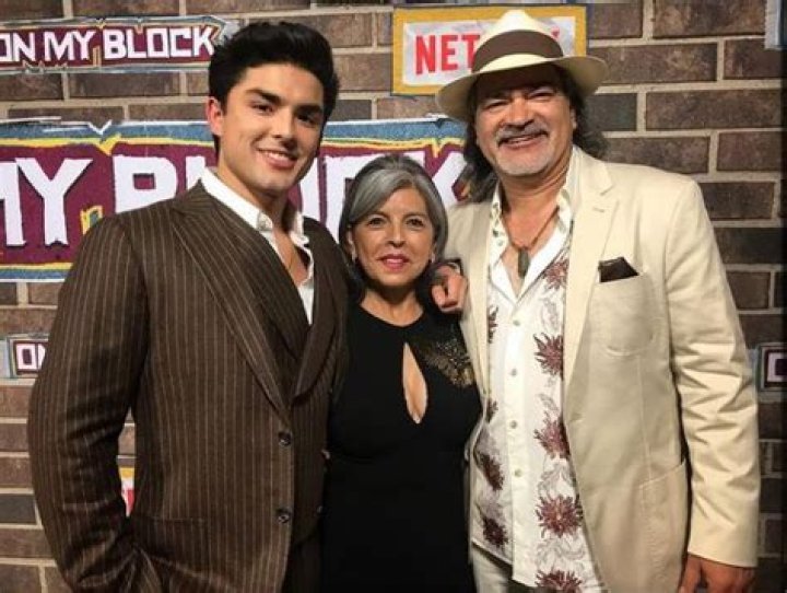 Who is Diego Tinoco? Wiki, Biography, Height, Weight, Age, Parents, Girlfriend, Ethnicity & More