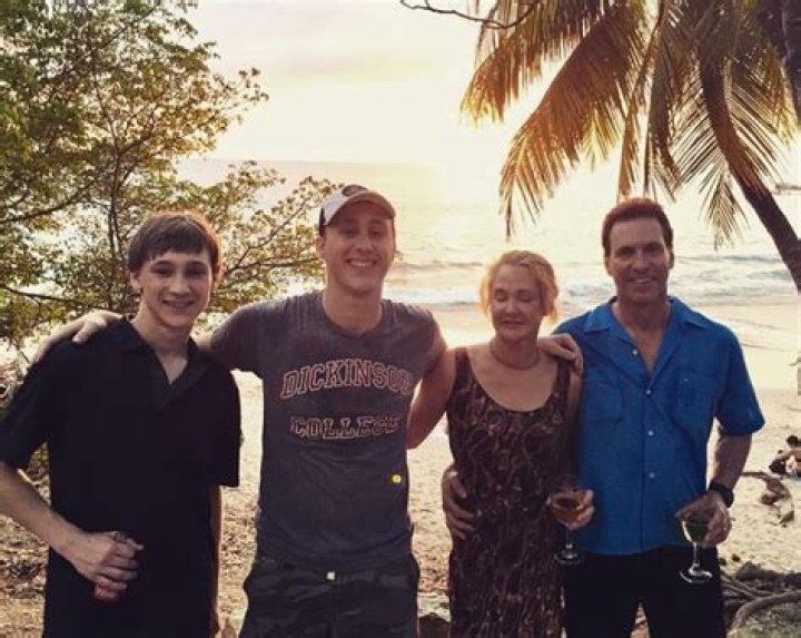 Who is Mary Nicosia? Wiki, Biography, Net Worth, Husband, Age, Kids, Family, Real Estate & More