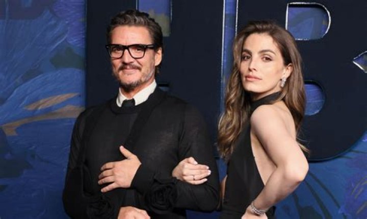 Who is Pedro Alonso wife?