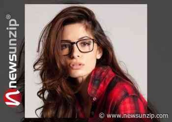 Who is Sarah Shahi? Biography, Wiki, Height, Age, Husband, Family & Facts