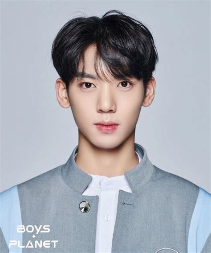 Wiki, Biography, Height, Age, Wife, Family, Girlfriend, Parents, Net worth & More