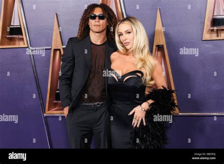 YouTuber Tana Mongeau Fawns Over Rumored Boyfriend Mod Sun in Bed and We’re Like Hmm …